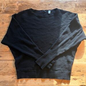 T Tahari black sweater